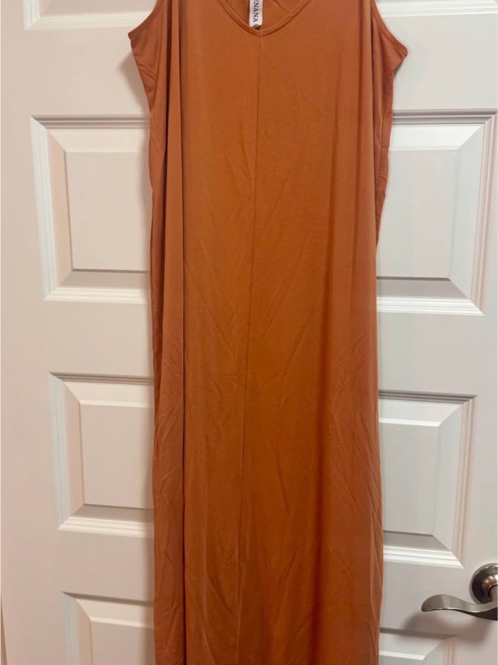Zenana Outfitters Sleeveless V-Neck Rust Maxi Dress